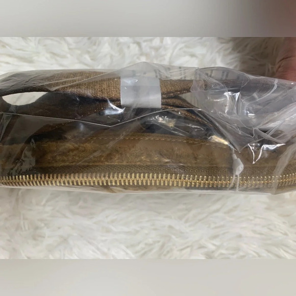 Lululemon Athletica Everywhere belt bag 1L Brunt Caramel FLEECE, Discontinued - Picture 15 of 16